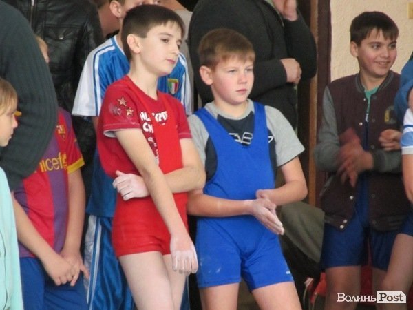 У Луцьку змагалися важкоатлети. ФОТО  