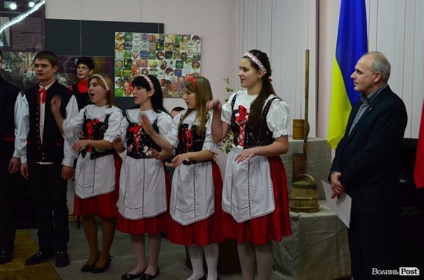 У Луцьку відкрили виставку історії пивоваріння заводу Земана. ФОТО