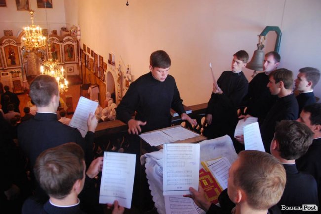 Перший дзвоник у волинській семінарії. ФОТО