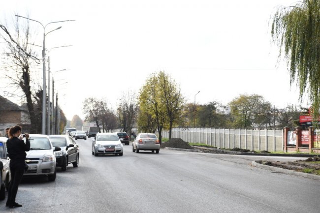 Соборності та Ківерцівська: розповіли, як проходить ремонт доріг та дворів у Луцьку. ФОТО