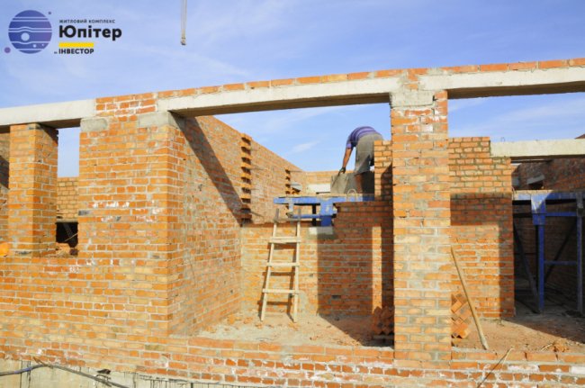 У другому будинку ЖК «Юпітер» — у розпалі внутрішні роботи*