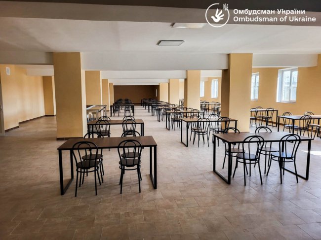 У яких умовах в Україні утримують російських полонених. ФОТО