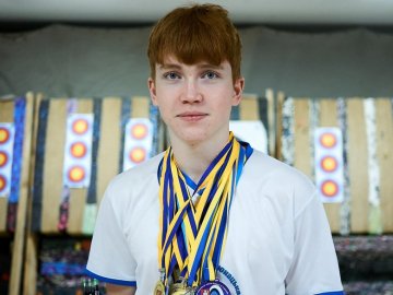 Школяр з Луцька — призер Кубка Європи зі стрільби з лука