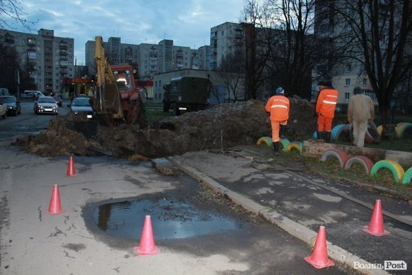У спальному районі Луцька відключили воду. ФОТО