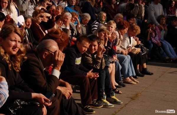 Вогнем і піротехнікою Луцьк відсалютував Перемозі