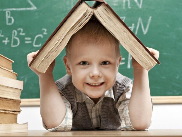 Навчальний рік в Україні триватиме довше