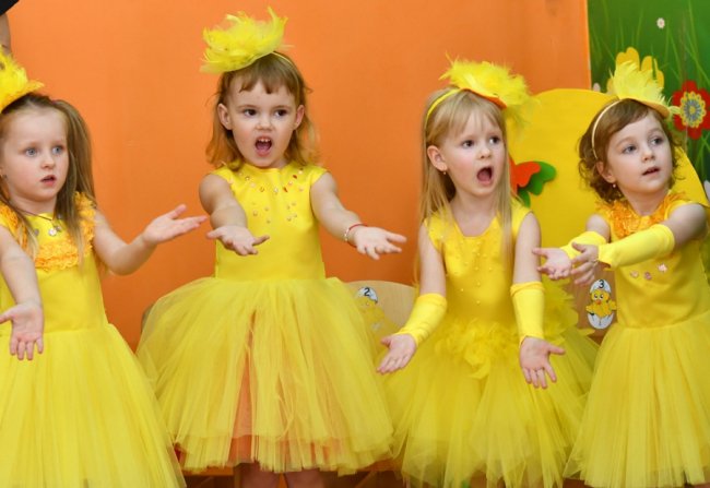 Клуб свідомого батьківства «Бджілка Майя» – там, де живе любов! ФОТО*