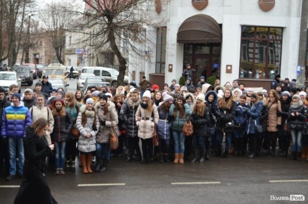 Як пікетували прокуратуру і СБУ учасники Євромайдану в Луцьку. ФОТО. ВІДЕО