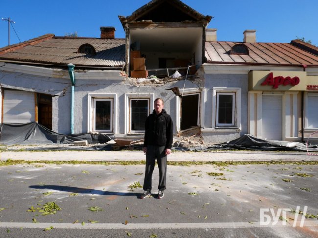 Обвал столітньої будівлі у Володимирі: власники розбирають хиткі конструкції. ФОТО.ВІДЕО