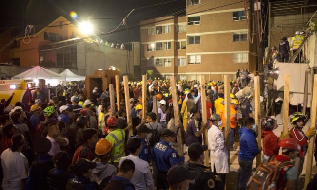 Землетрус у Мексиці: 149 загиблих, серед них багато дітей