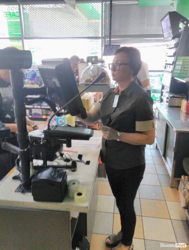 Директор департаменту внутрішнього аудиту Марина Кузнєцова на АЗК у Струмівці