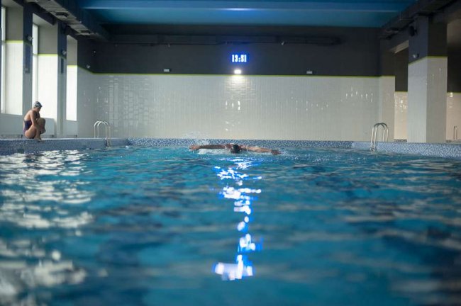 Де у Луцьку є басейни: ціни та переваги