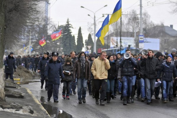 Луцьк. Віче і марш Майдану. ФОТО