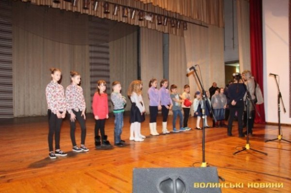 У Луцьку відбувся конкурс близнюків