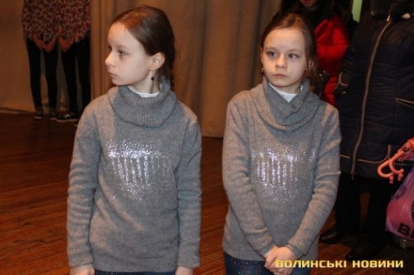У Луцьку відбувся конкурс близнюків