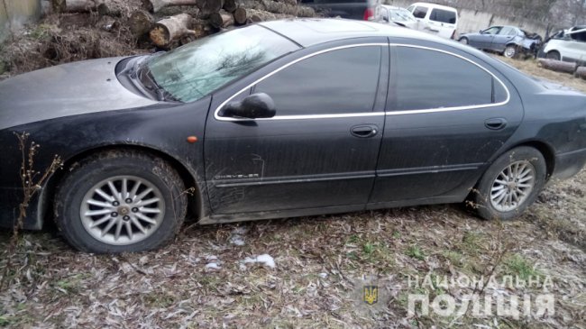 На Волині виявили  елітну автівку з підробленими документами