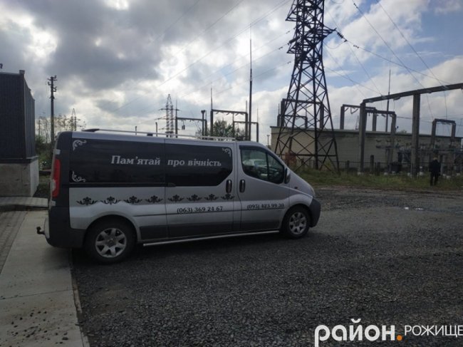  Без прощань і з поліцією: на Волині поховали депутата, який помер від коронавірусу