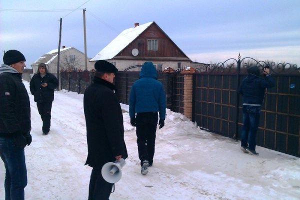 На Волині голова районних регіоналів випадково приєднався до Автомайдану. ФОТО. ВІДЕО