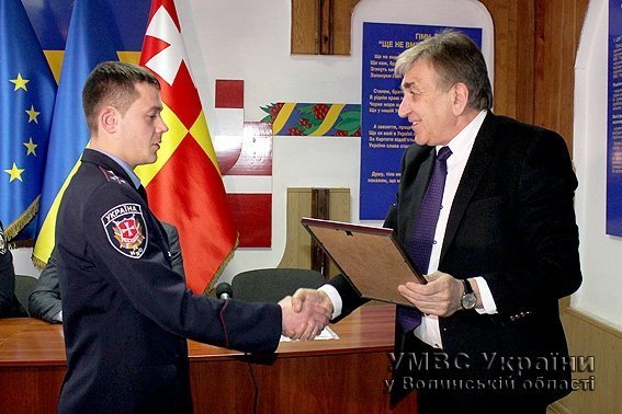 Молодик на Волині викрав скриньку для пожертв учасникам АТО. ФОТО