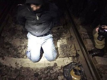 На Харківщині екс-міліціонер намагався підірвати потяг