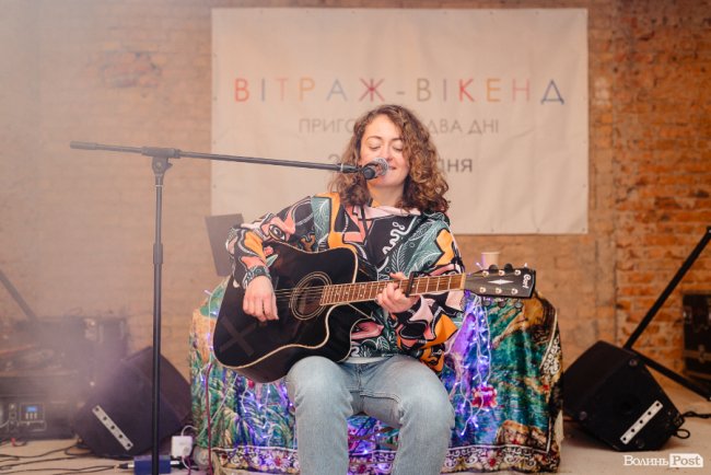 Особливі діджей-сети і запальні танці: яким був другий день фестивалю «Вітраж Вікенд». ФОТОРЕПОРТАЖ 