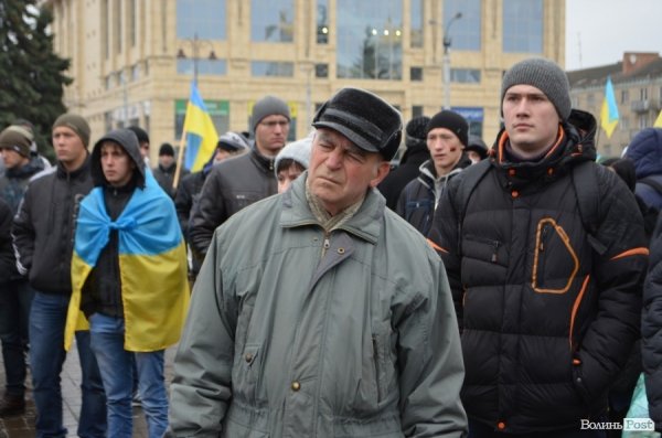 Як пікетували прокуратуру і СБУ учасники Євромайдану в Луцьку. ФОТО. ВІДЕО