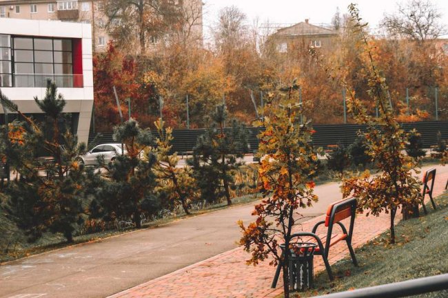 Атмосферні фото осені у луцькому «Сіті Парку»