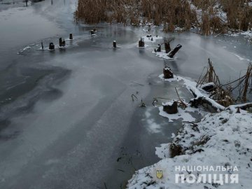 Бавився на льоду та потрапив у воду: розповіли деталі трагедії з утопленням дитини на Волині