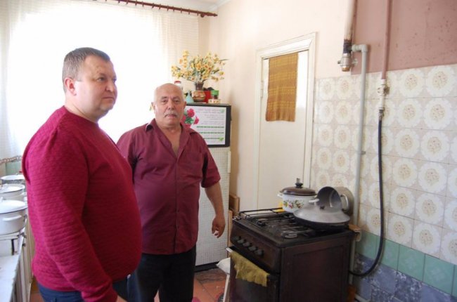 Родині луцького Героя подарували котел