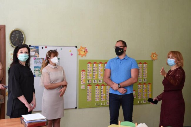 Показали, як у Луцьку ремонтують школи та садочки. ФОТО