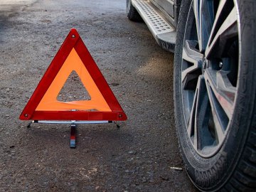 У Луцьку водій BMW влетів у паркан. ВІДЕО