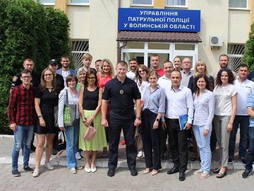 «Вашу думку чують і вас розуміють»: луцькі патрульні зустрілися з громадськістю. ФОТО