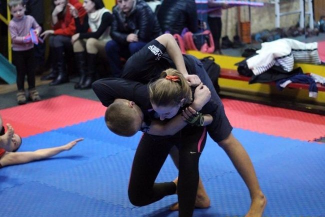 «Якщо ти – військовослужбовець, не любити тримати зброю в руках – це нонсенс»: історія гвардійки з Волині