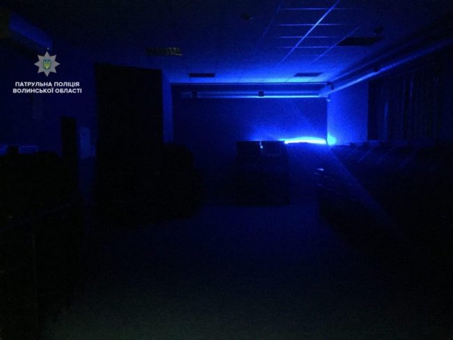 У Луцьку в «Спортлото» виявили чоловіка з наркотиками. ФОТО