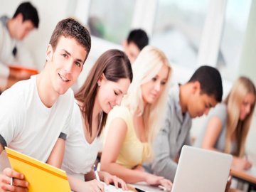 ТОП-5 ресурсів для українських студентів-юристів за кордоном*