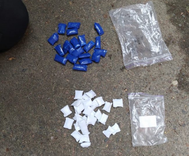 Парочка з Рівненщини реалізовувала на Волині наркотики через «закладки». ФОТО 