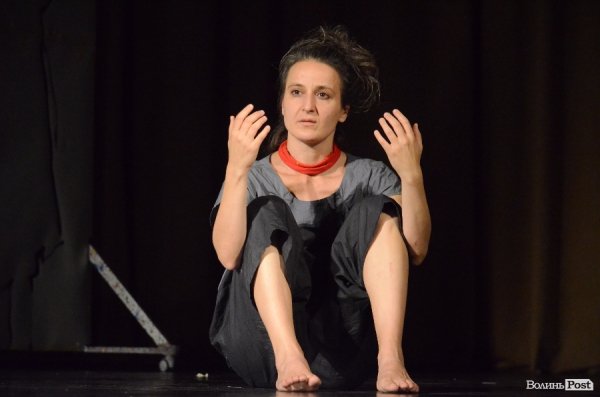 Історії дітей-біженців мовою танцю. ФОТО