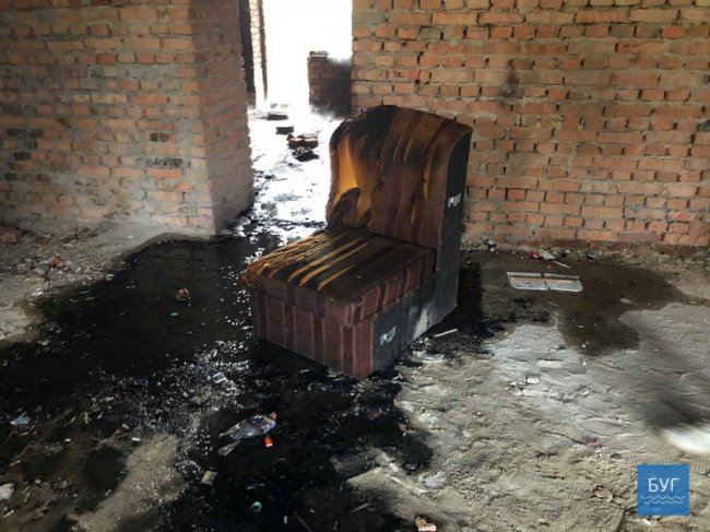 На Волині невідомі влаштували пожежу в недобудові. ФОТО