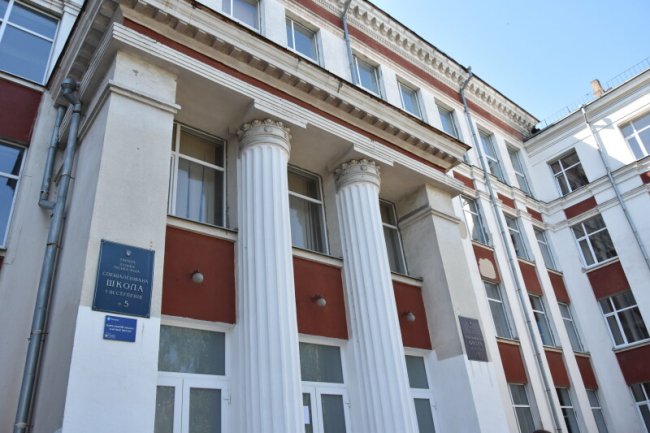 У Луцьку активно ремонтують школи. ФОТО