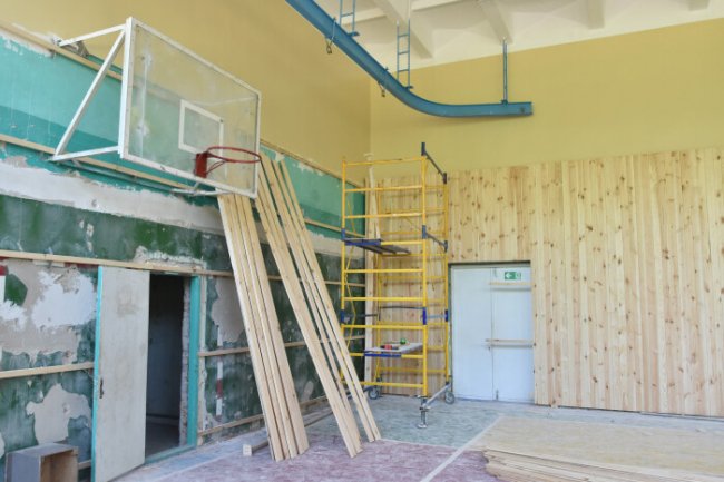 У Луцьку активно ремонтують школи. ФОТО