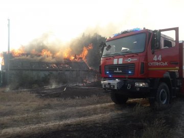 На Харківщині – масштабна лісова пожежа: евакуюють місцеве населення