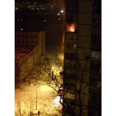 Як горів будинок у Харкові. ФОТО 
