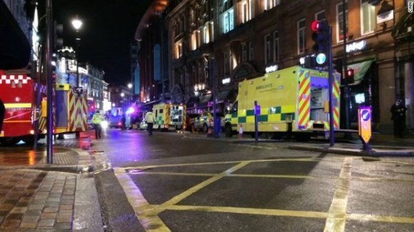 У лондонському театрі під час вистави обвалився балкон. ФОТО