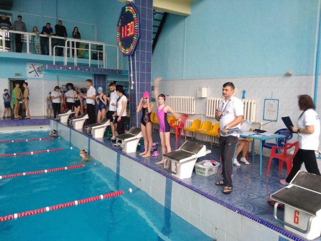 У Луцьку визначили кращих юних плавців області. ФОТО