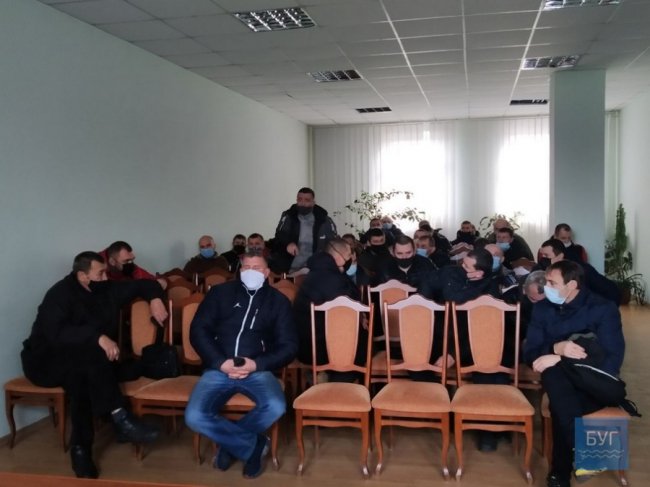 Хочуть працювати навіть у вихідні, аби більше заробити грошей: у Нововолинську протестують шахтарі