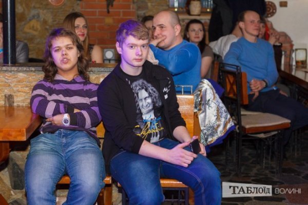 На вечорі пам’яті Скрябіна в Луцьку зібрали гроші на лікування бійця