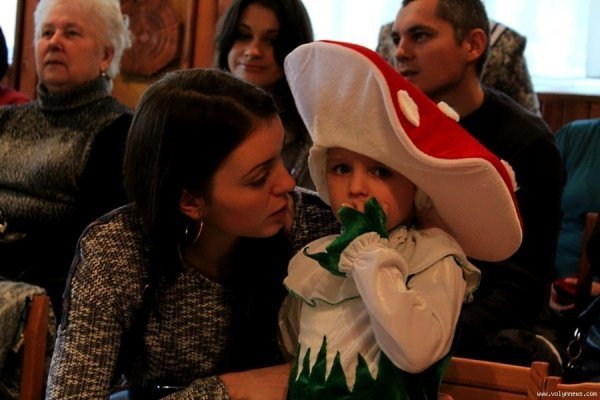 Як луцькі діти радіють осені. ФОТО