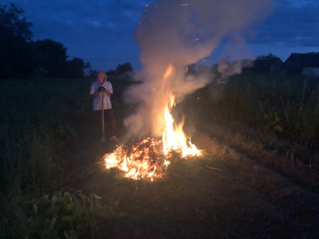 Палили під покровом ночі: на Волині зловили «на гарячому» трьох селян