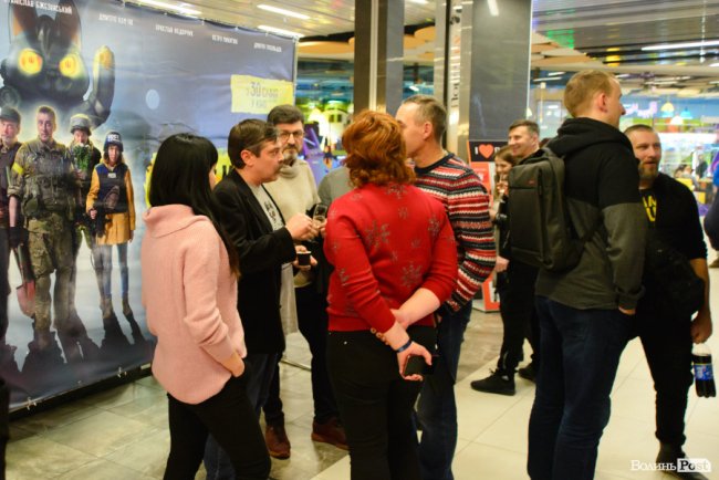 У «PremierCity» відбувся допрем'єрний показ військової комедії «Наші котики». ФОТО