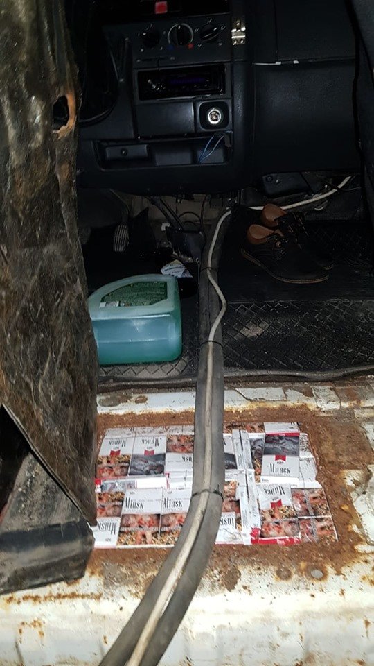 Ковельчанин хотів вивезти з України 15 ящиків контрабандних сигарет